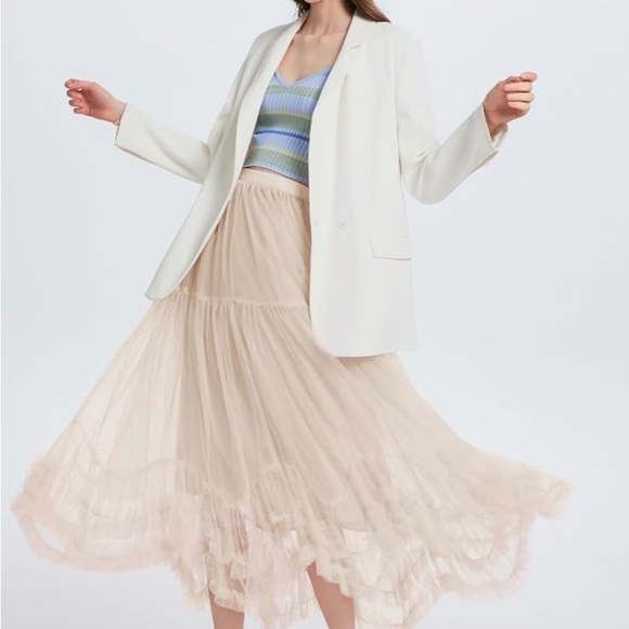 Elegant Tulle Maxi Skirt- Apricot - Picture 3 of 9